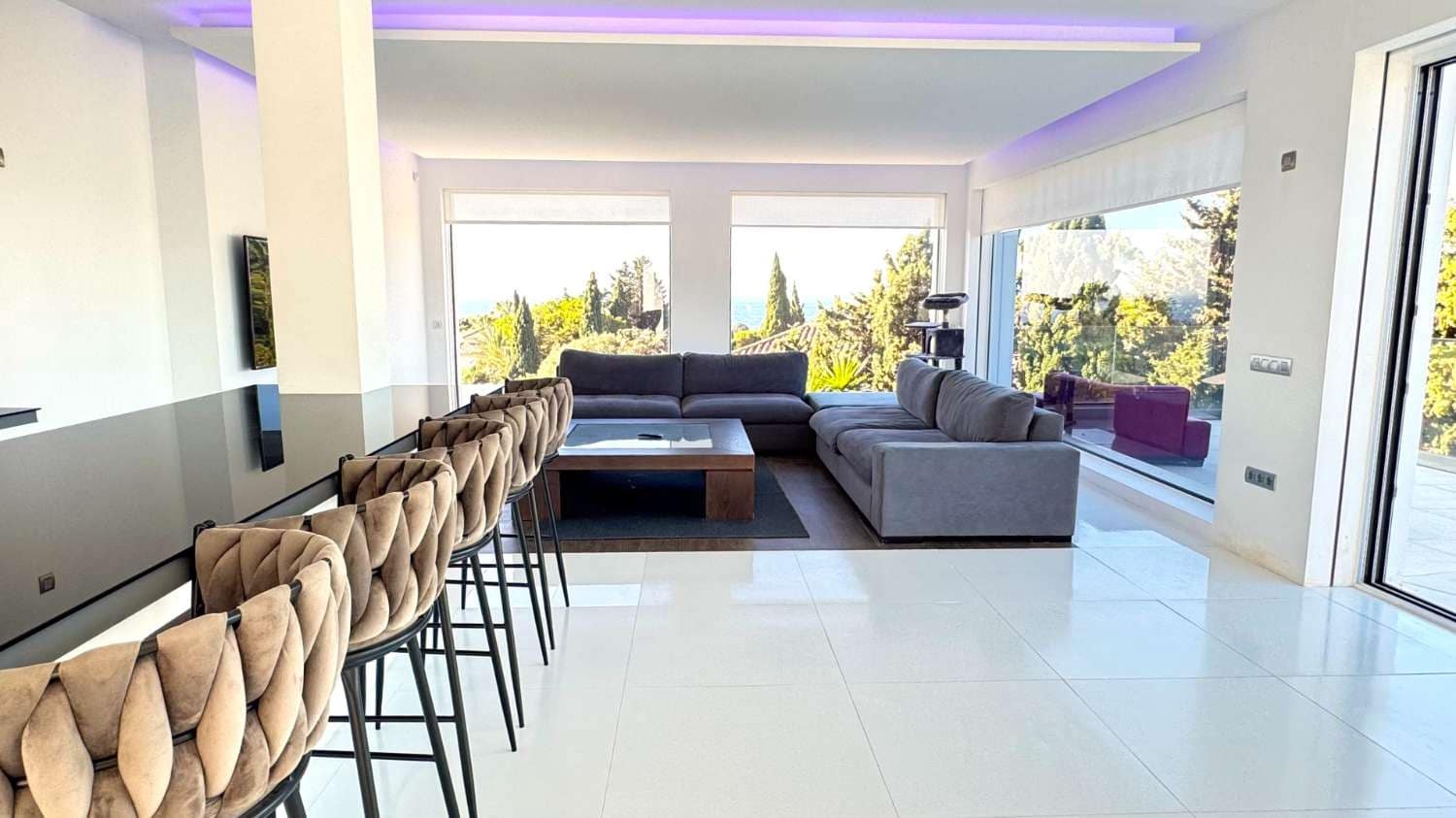 5 makuuhuone Omakotitalo myytävänä paikassa Marbella mukana uima-altaan - 3 850 000 € (Ref: 10045514)