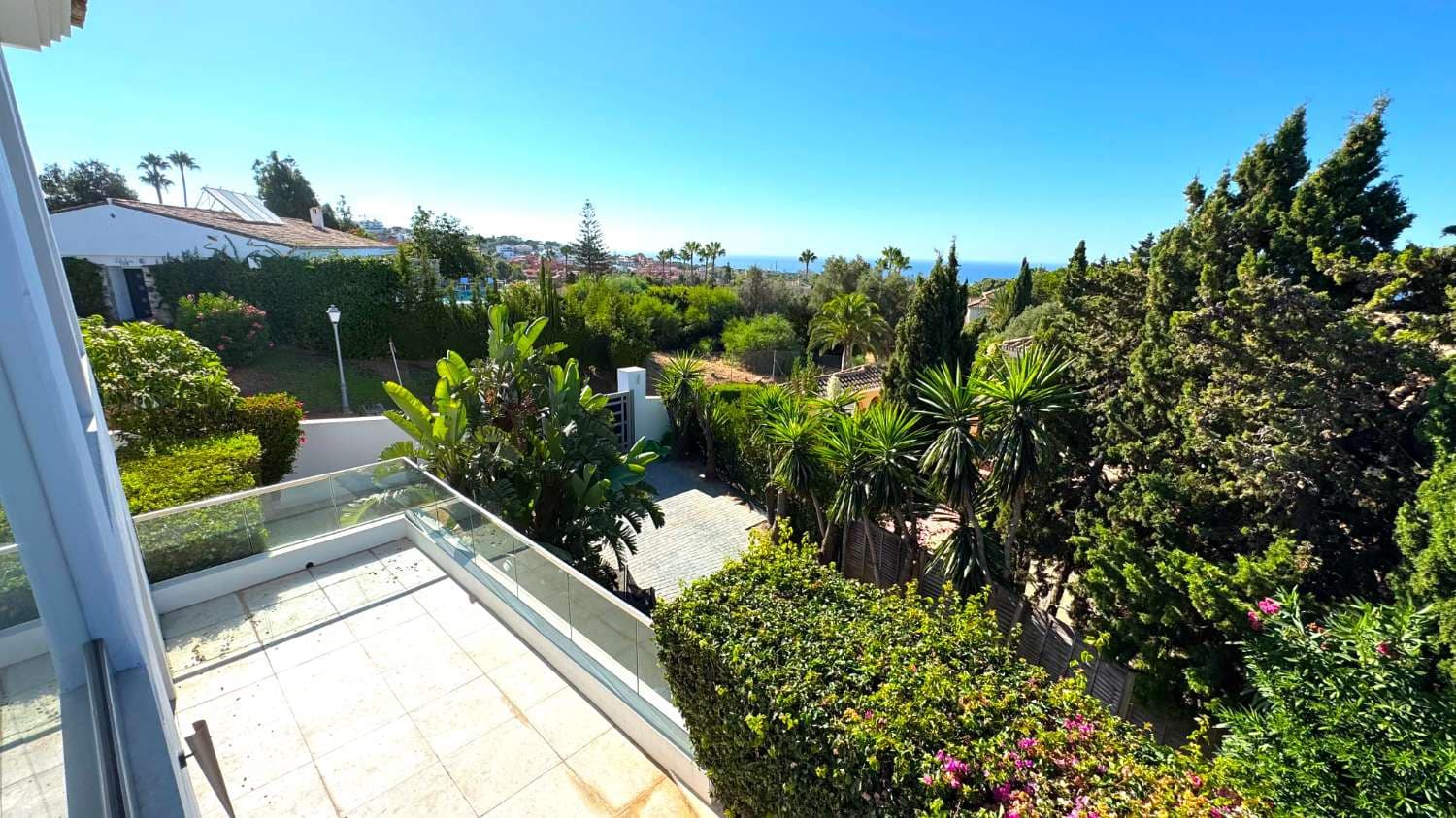 5 makuuhuone Omakotitalo myytävänä paikassa Marbella mukana uima-altaan - 3 850 000 € (Ref: 10045514)