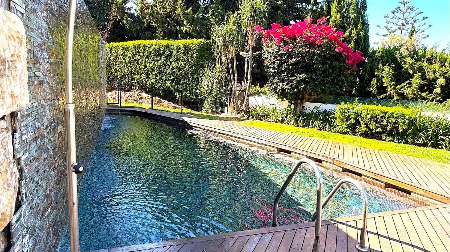 5 makuuhuone Omakotitalo myytävänä paikassa Marbella mukana uima-altaan - 3 850 000 € (Ref: 10045514)