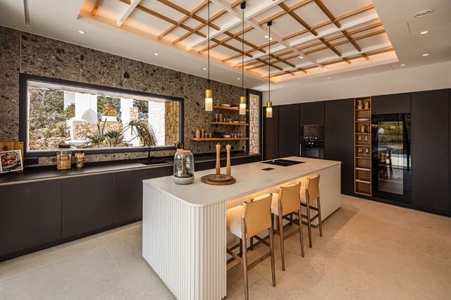 4 soveværelse Villa til salg i Ibiza by med swimmingpool - € 4.600.000 (Ref: 10045519)