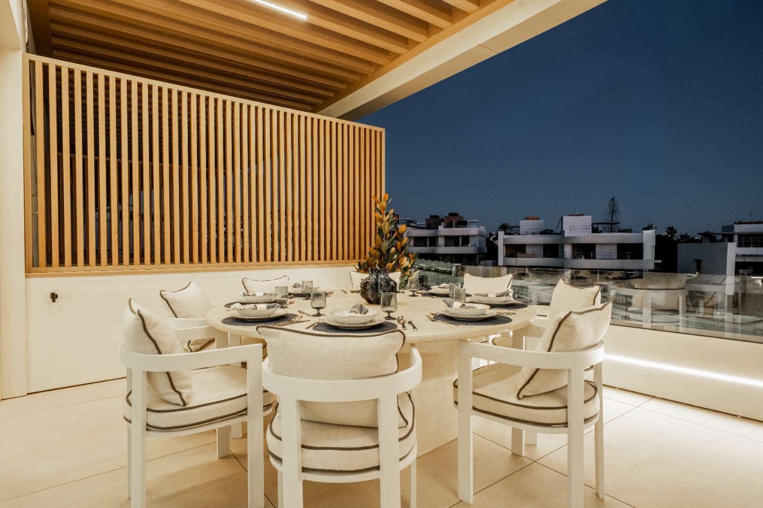 3 Zimmer Strandapartment zu verkaufen in Marbella mit Pool - 5.060.000 € (Ref: 10045521)