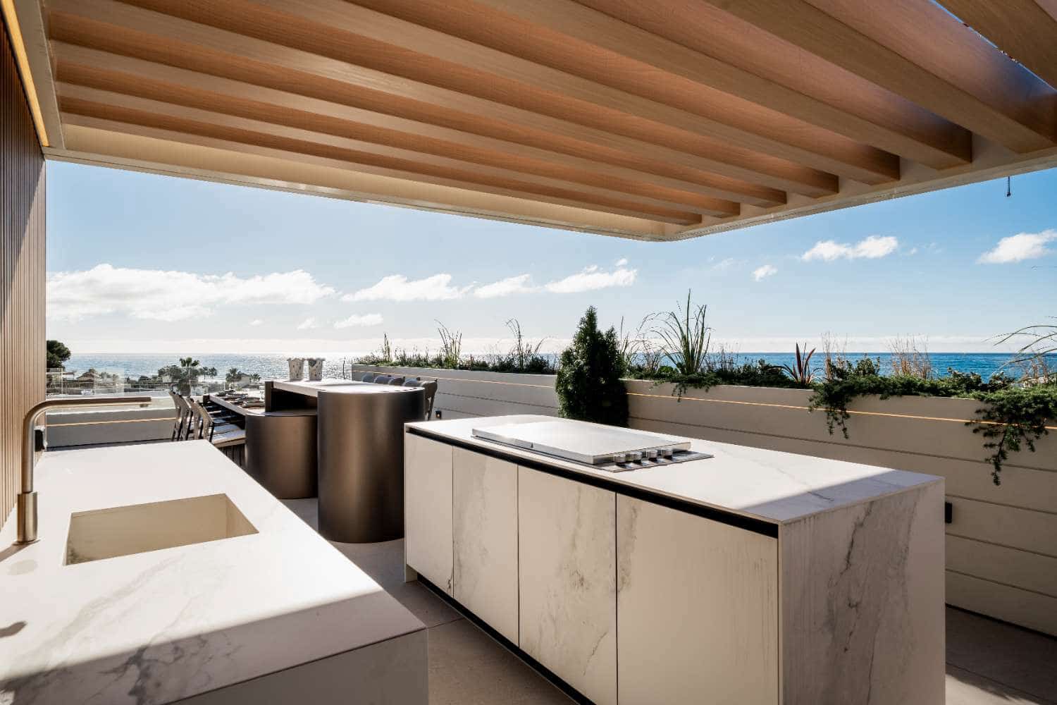3 Zimmer Strandapartment zu verkaufen in Marbella mit Pool - 5.060.000 € (Ref: 10045521)