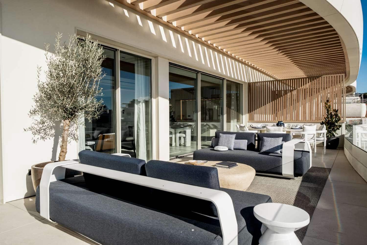 3 Zimmer Strandapartment zu verkaufen in Marbella mit Pool - 5.060.000 € (Ref: 10045521)