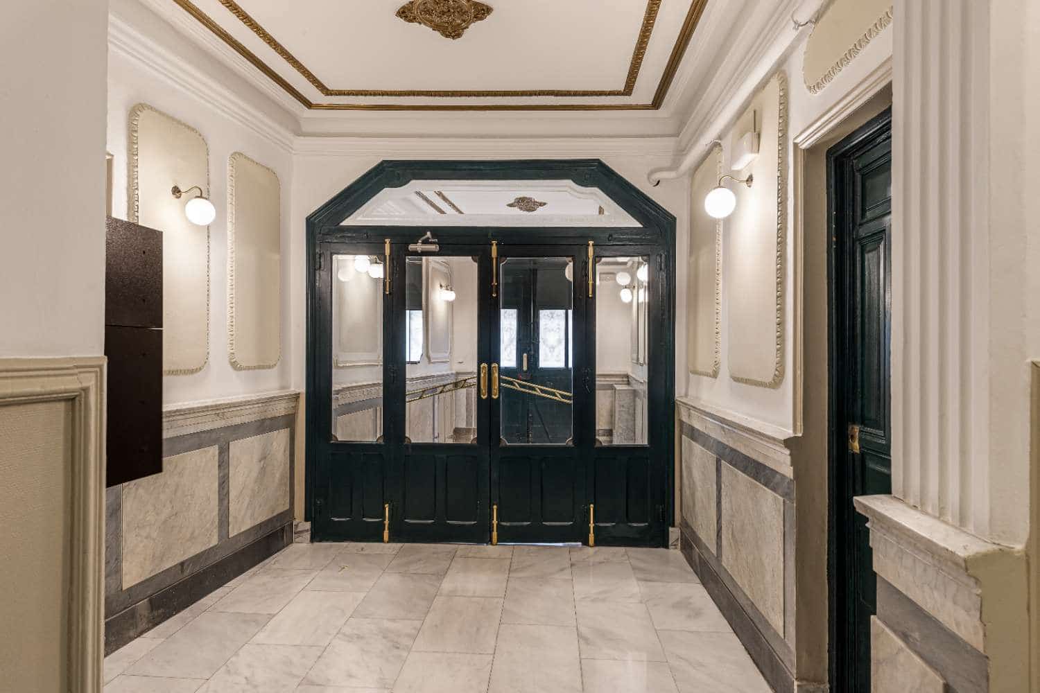 3 soveværelse Lejlighed til salg i Madrid by - € 1.100.000 (Ref: 10045525)