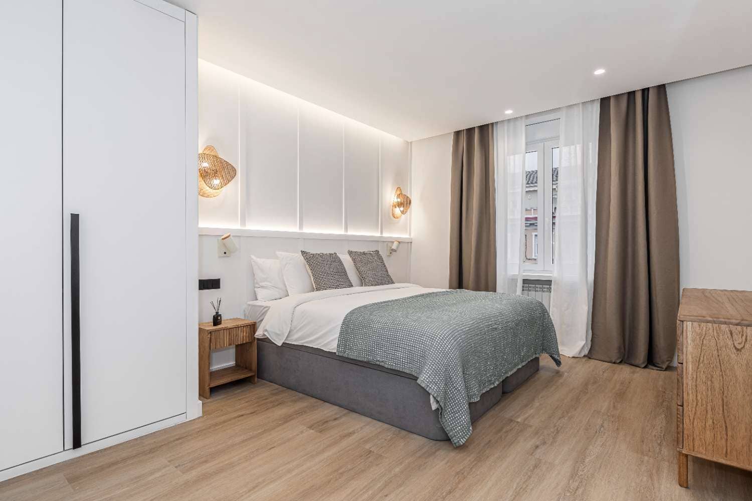 2 sypialnia Mieszkanie na sprzedaż w Miasto Madryt - 1 100 000 € (Ref: 10045528)