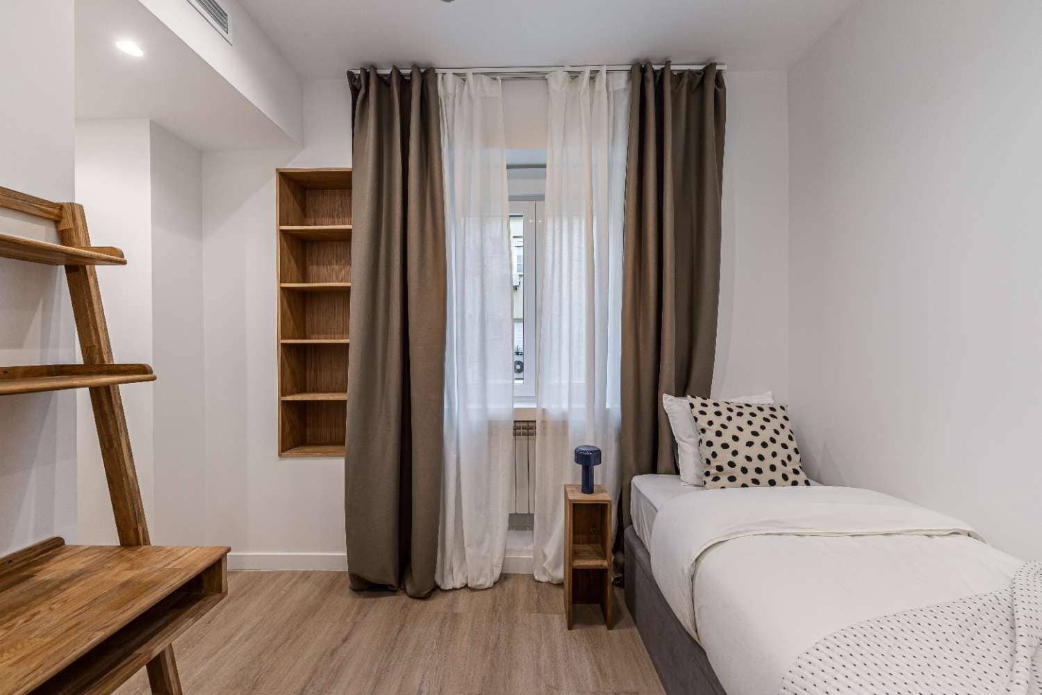 2 sypialnia Mieszkanie na sprzedaż w Miasto Madryt - 1 100 000 € (Ref: 10045528)