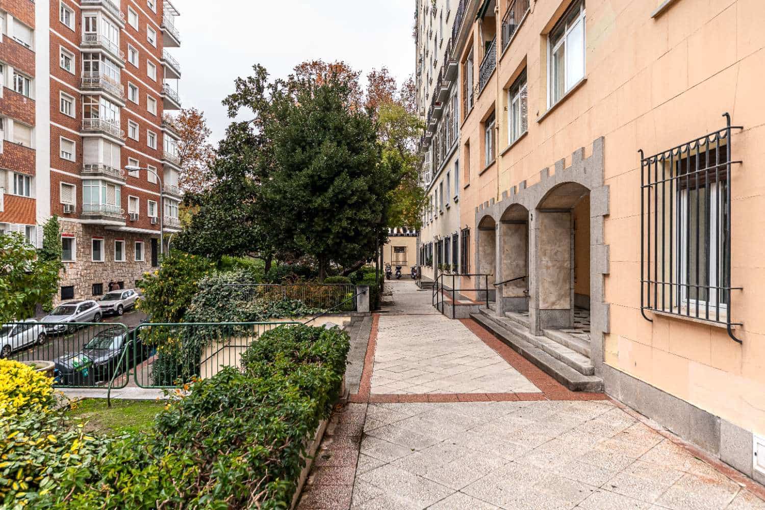 2 sypialnia Mieszkanie na sprzedaż w Miasto Madryt - 1 100 000 € (Ref: 10045528)