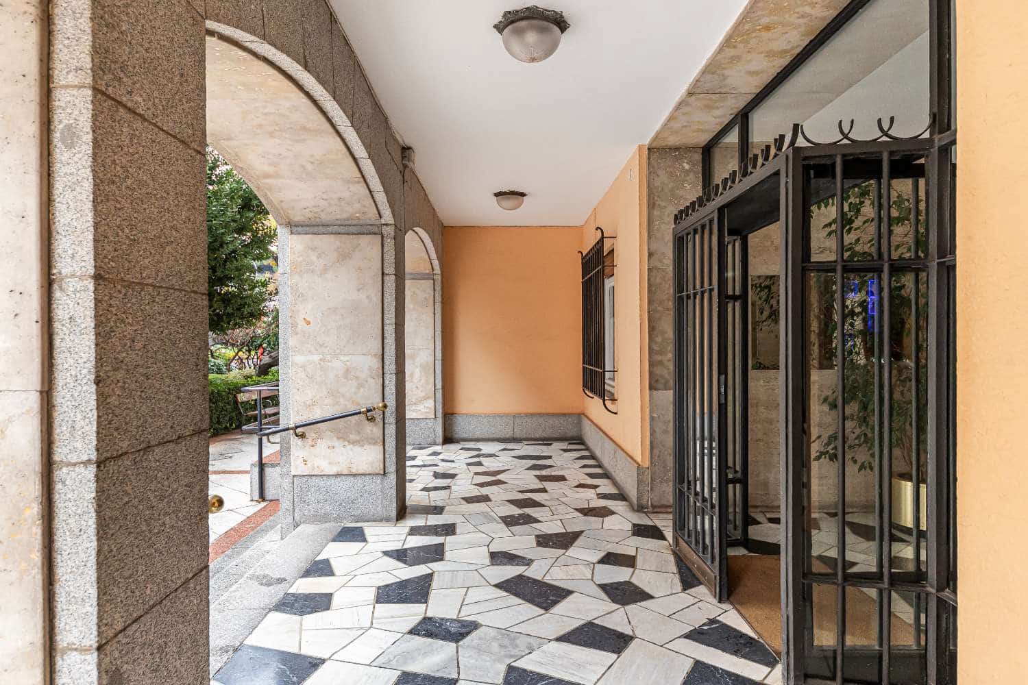2 sypialnia Mieszkanie na sprzedaż w Miasto Madryt - 1 100 000 € (Ref: 10045528)