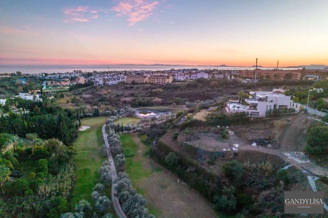 Building Plot for sale in Benahavís - € 1,850,000 (Ref: 9014526)