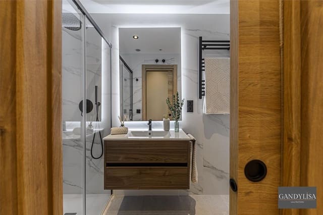 3 sovrum Lägenhet till salu i Madrid stad med pool garage - 1 350 000 € (Ref: 9165649)