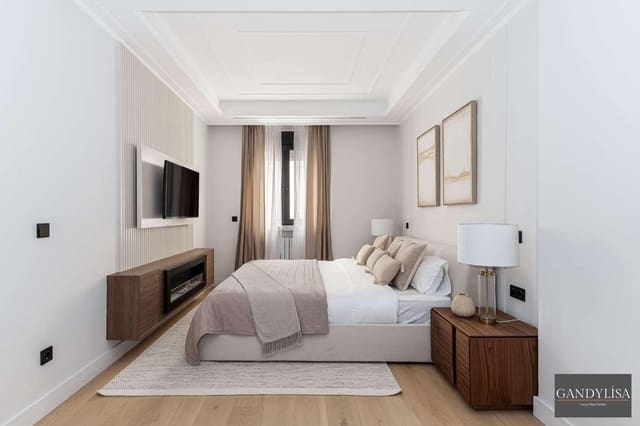 4 bedroom Penthouse for sale in Madrid city - € 1,990,000 (Ref: 9165650)