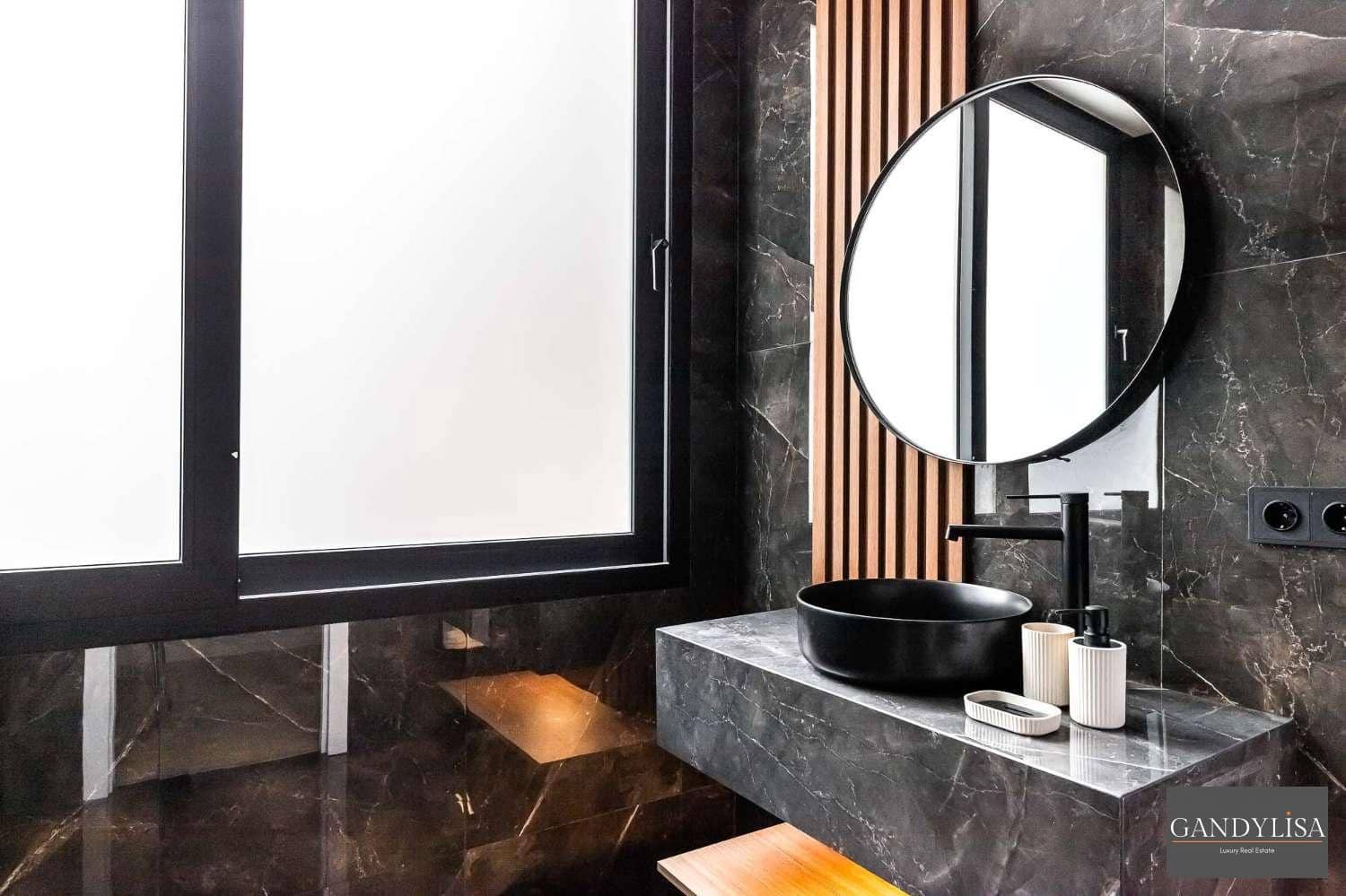 4 slaapkamer Penthouse te koop in Madrid stad - € 1.990.000 (Ref: 9165650)
