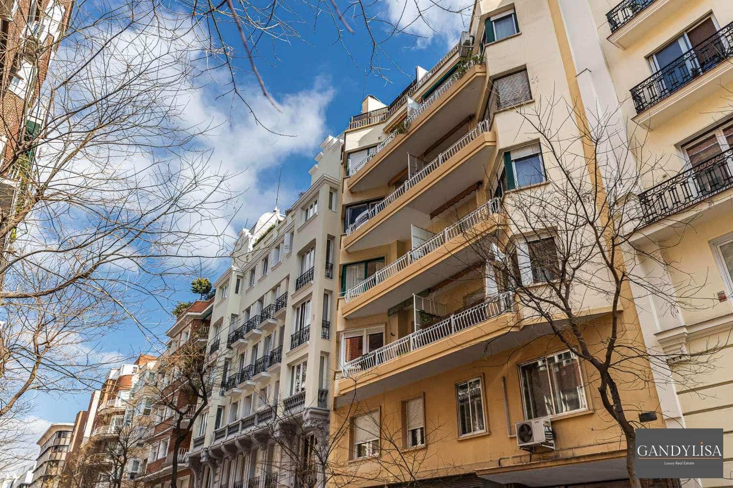 4 slaapkamer Penthouse te koop in Madrid stad - € 1.990.000 (Ref: 9165650)