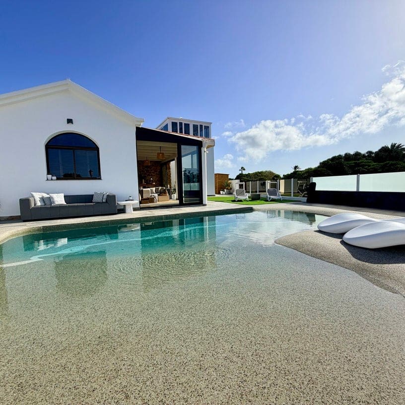 3 chambre Villa/Maison à vendre à Antigua avec piscine garage - 749 000 € (Ref: 10039226)