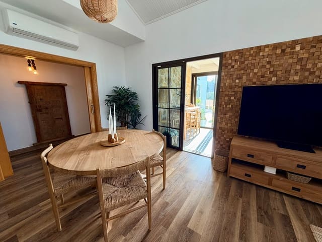 3 chambre Villa/Maison à vendre à Antigua avec piscine garage - 749 000 € (Ref: 10039226)