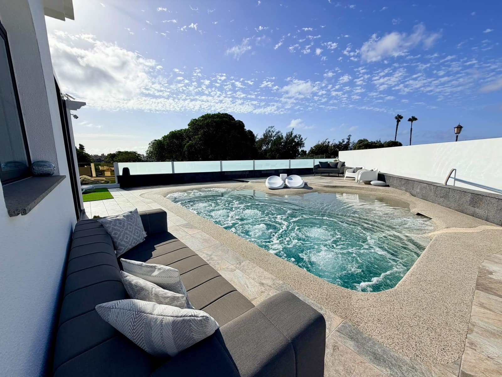3 chambre Villa/Maison à vendre à Antigua avec piscine garage - 749 000 € (Ref: 10039226)