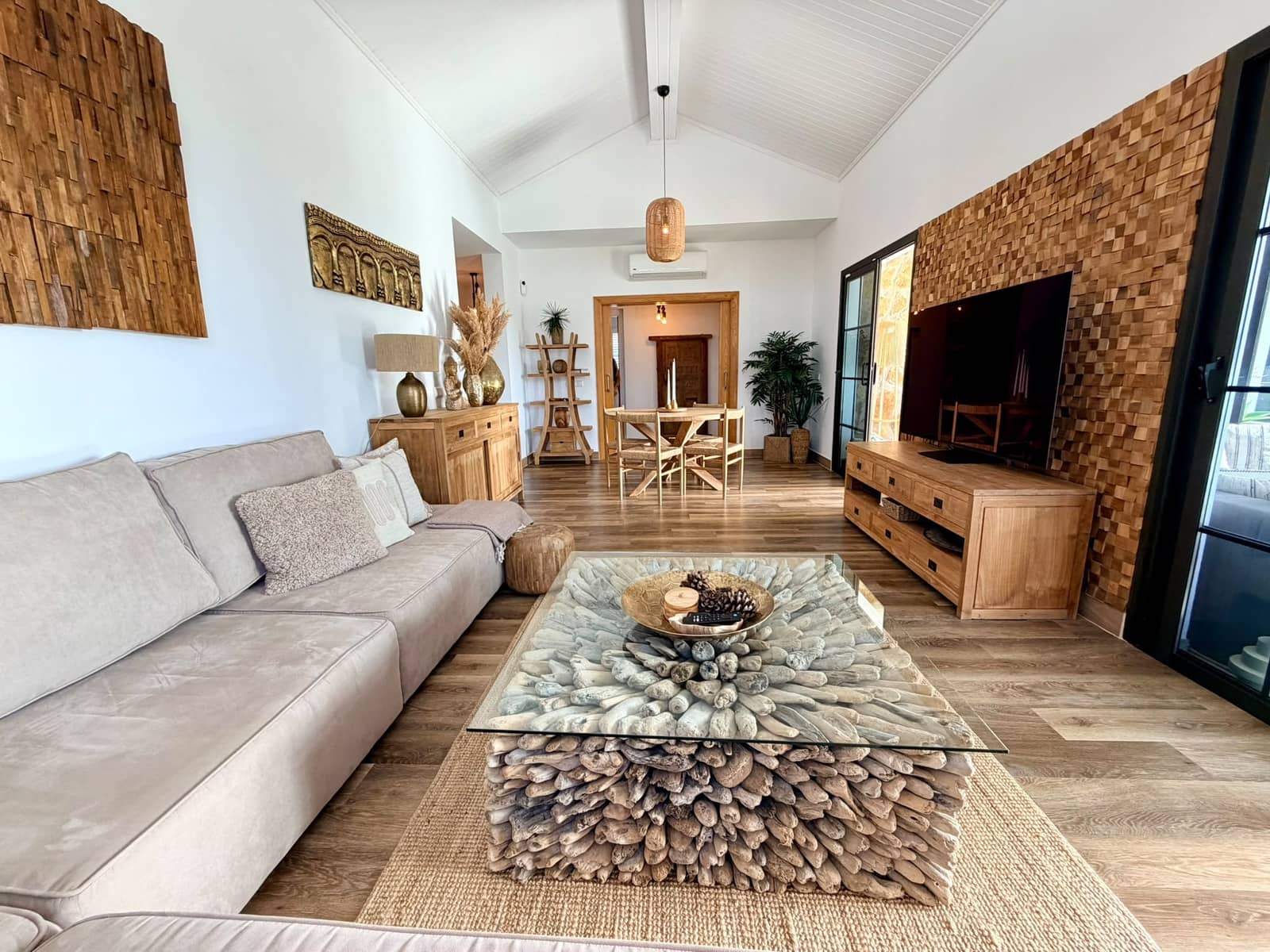 3 chambre Villa/Maison à vendre à Antigua avec piscine garage - 749 000 € (Ref: 10039226)