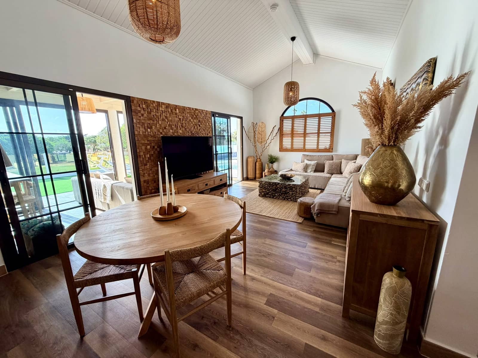 3 chambre Villa/Maison à vendre à Antigua avec piscine garage - 749 000 € (Ref: 10039226)