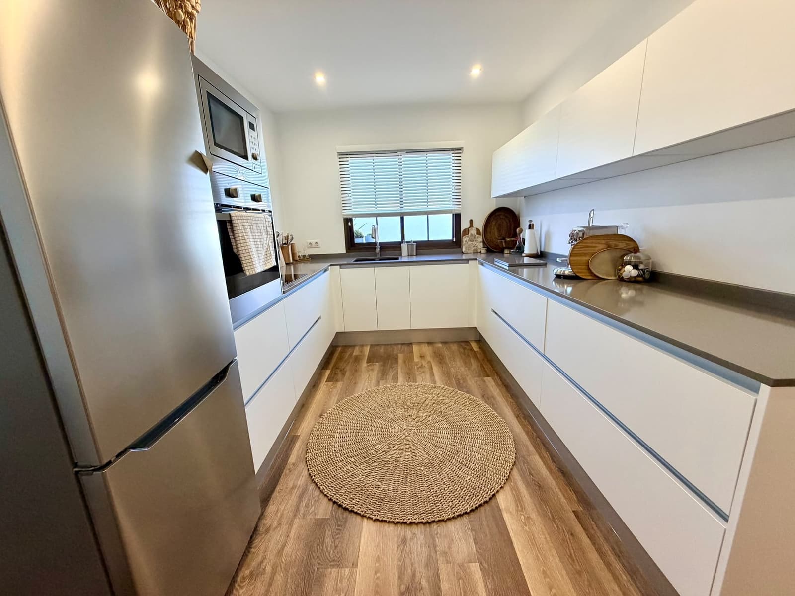 3 chambre Villa/Maison à vendre à Antigua avec piscine garage - 749 000 € (Ref: 10039226)