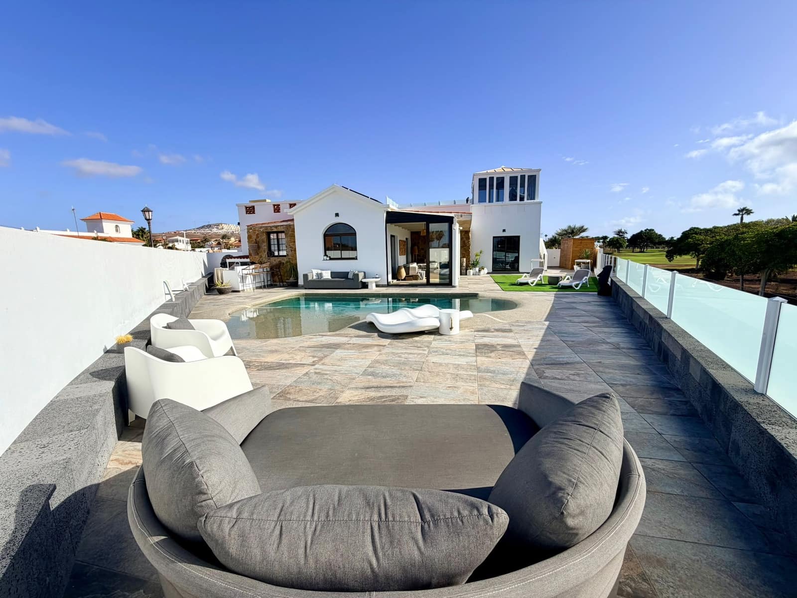 3 chambre Villa/Maison à vendre à Antigua avec piscine garage - 749 000 € (Ref: 10039226)