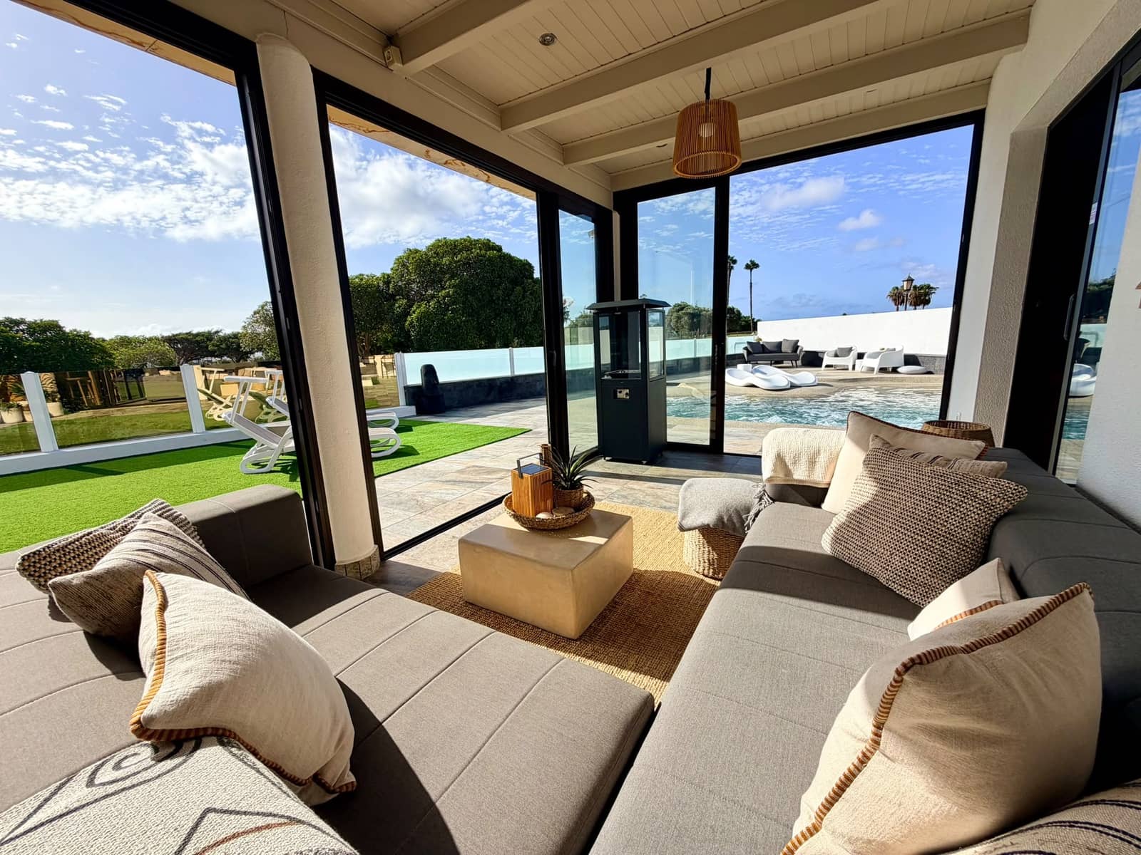 3 chambre Villa/Maison à vendre à Antigua avec piscine garage - 749 000 € (Ref: 10039226)