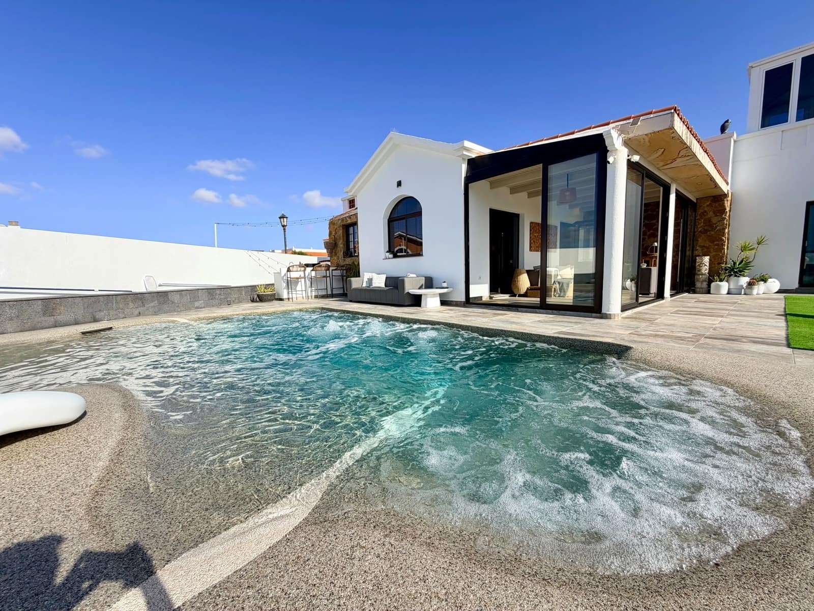 3 chambre Villa/Maison à vendre à Antigua avec piscine garage - 749 000 € (Ref: 10039226)