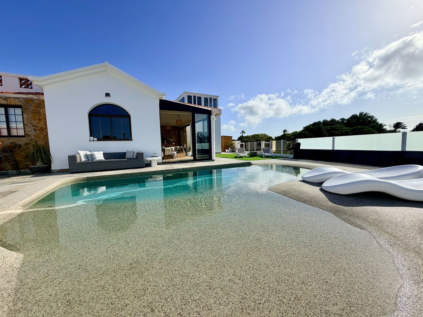 3 chambre Villa/Maison à vendre à Antigua avec piscine garage - 749 000 € (Ref: 10039226)