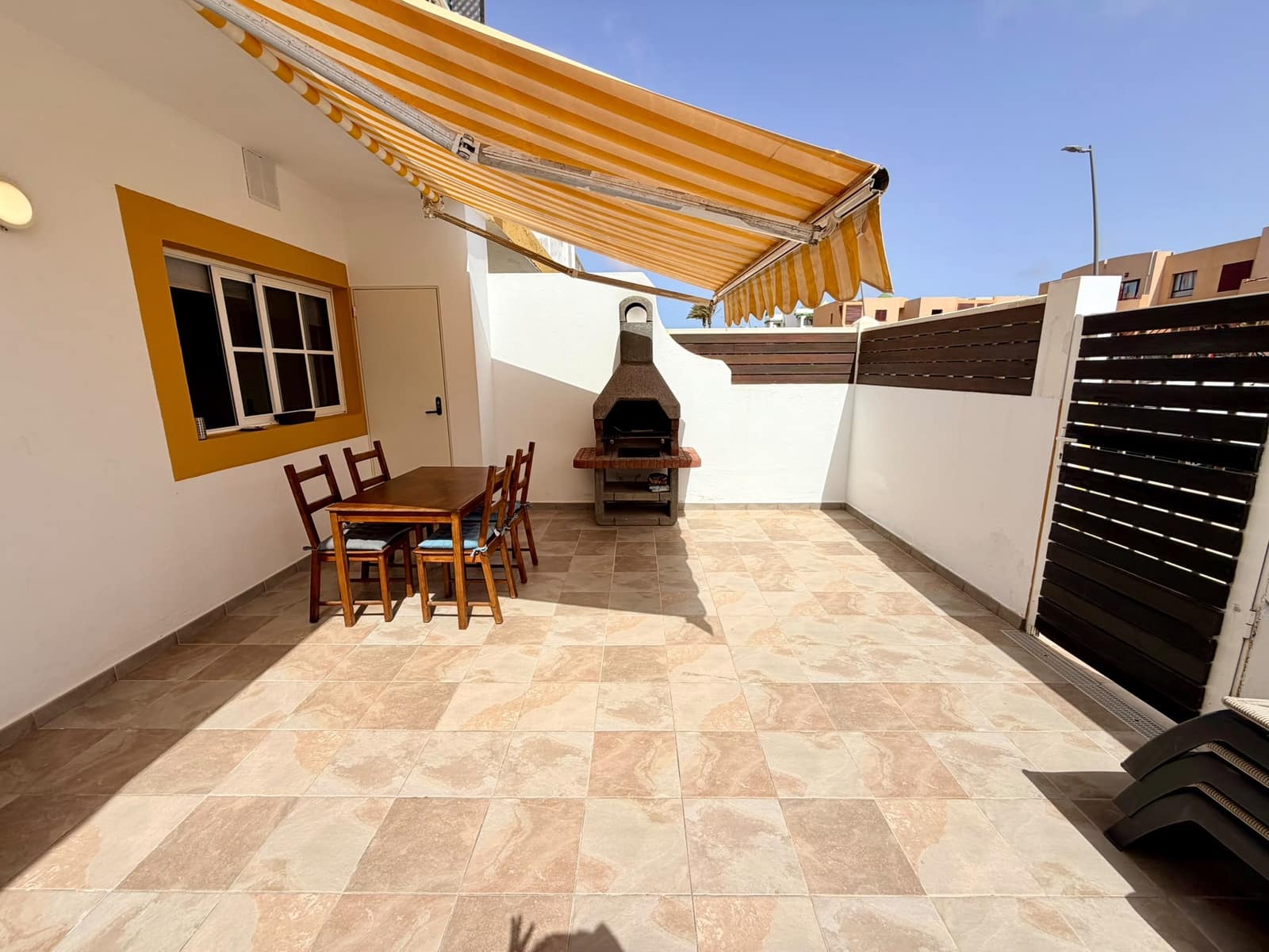 2 sypialnia Apartament na sprzedaż w Caleta de Fuste z basenem - 189 900 € (Ref: 10135524)