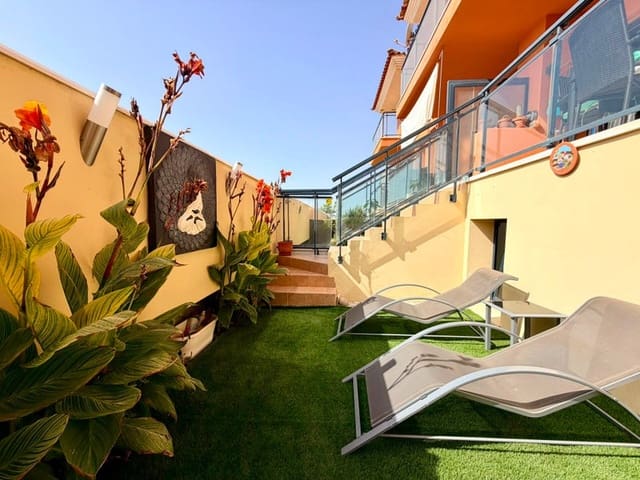 4 quarto Casa em Banda para venda em Caleta de Fuste, Antigua com piscina garagem - 299 000 € (Ref: 9702457)