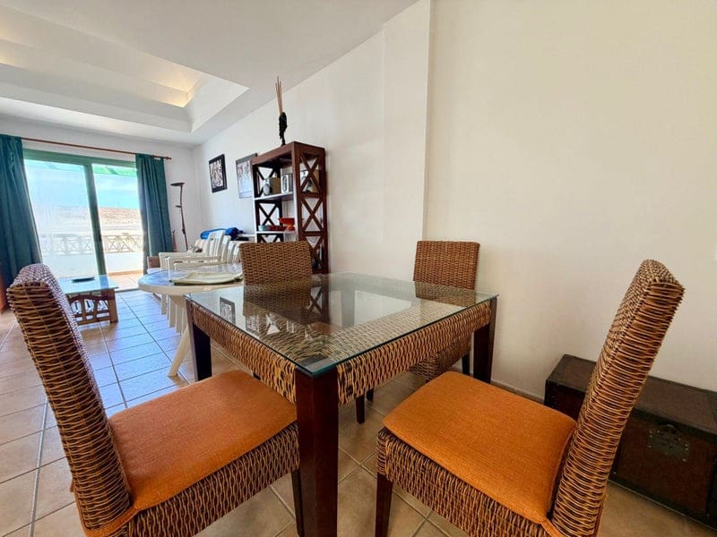 1 bedroom Apartment for sale in Caleta de Fuste with pool garage - € 179,000 (Ref: 9703235)