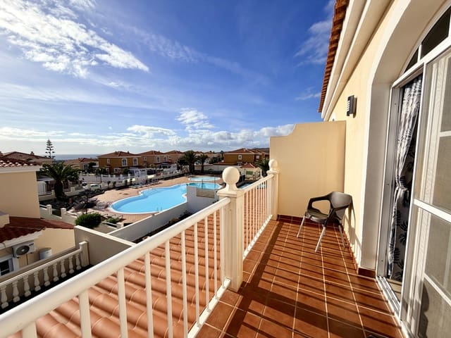 3 camera da letto Villetta Bifamiliare in vendita in Caleta de Fuste, Antigua con piscina garage - 335.000 € (Rif: 9703236)