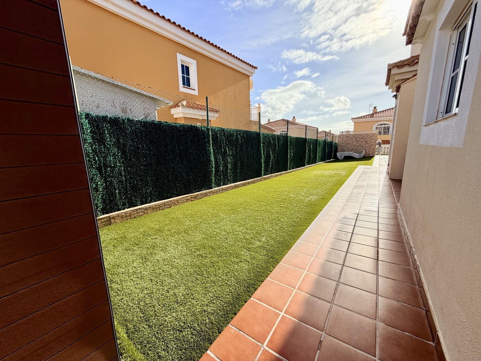 3 camera da letto Villetta Bifamiliare in vendita in Caleta de Fuste con piscina garage - 335.000 € (Rif: 9703236)