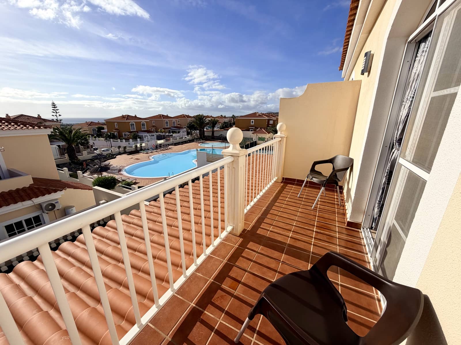 3 camera da letto Villetta Bifamiliare in vendita in Caleta de Fuste con piscina garage - 335.000 € (Rif: 9703236)