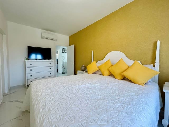 3 Zimmer Villa zu verkaufen in Caleta de Fuste, Antigua mit Pool Garage - 590.000 € (Ref: 9703239)