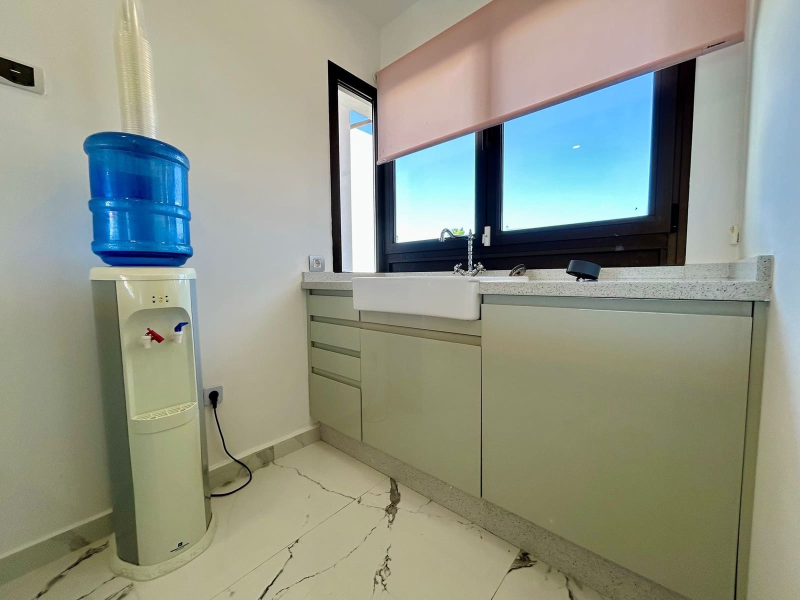 Chalet de 3 habitaciones en Caleta de Fuste en venta con piscina garaje - 590.000 € (Ref: 9703239)