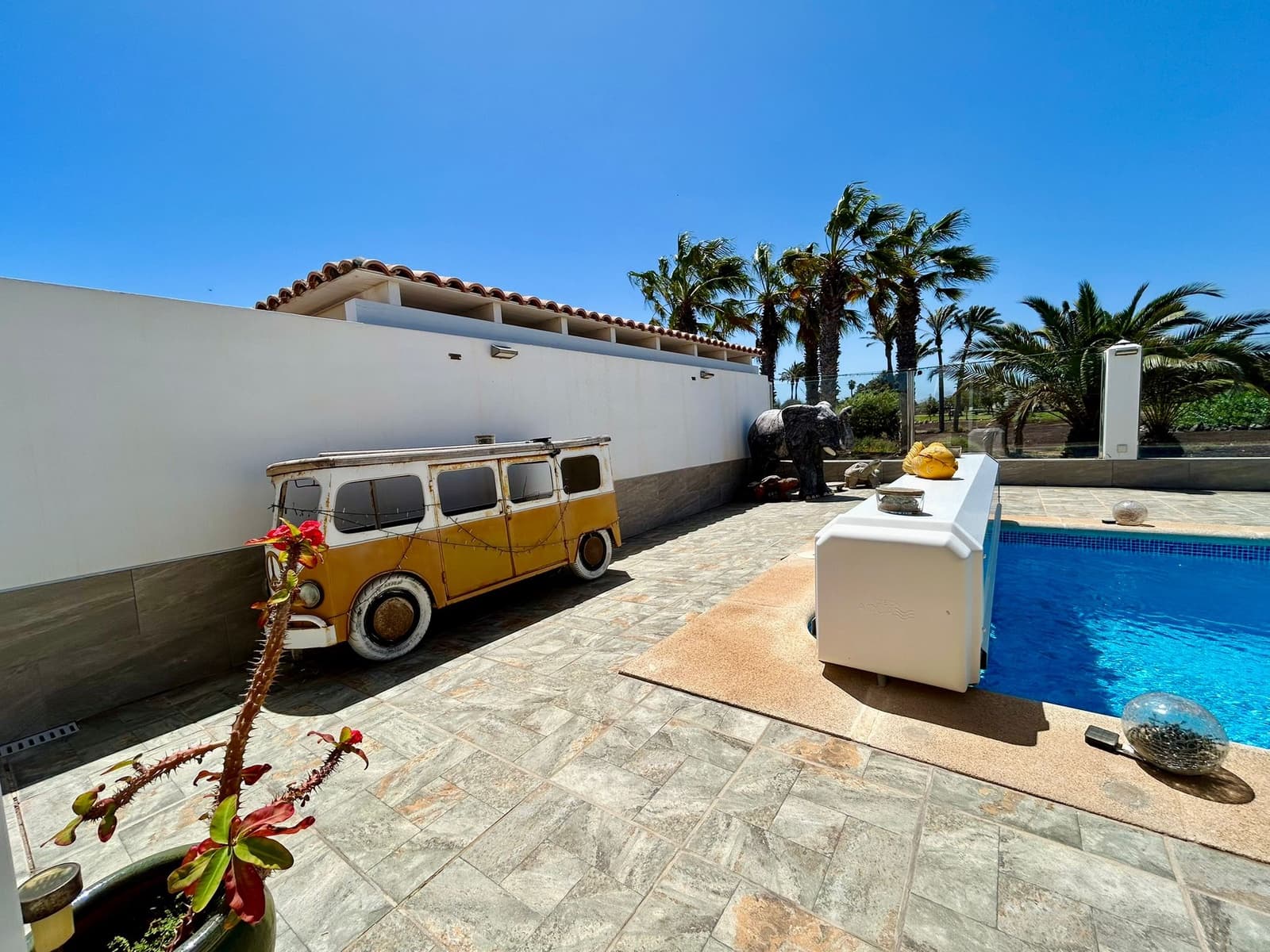 Chalet de 3 habitaciones en Caleta de Fuste en venta con piscina garaje - 590.000 € (Ref: 9703239)