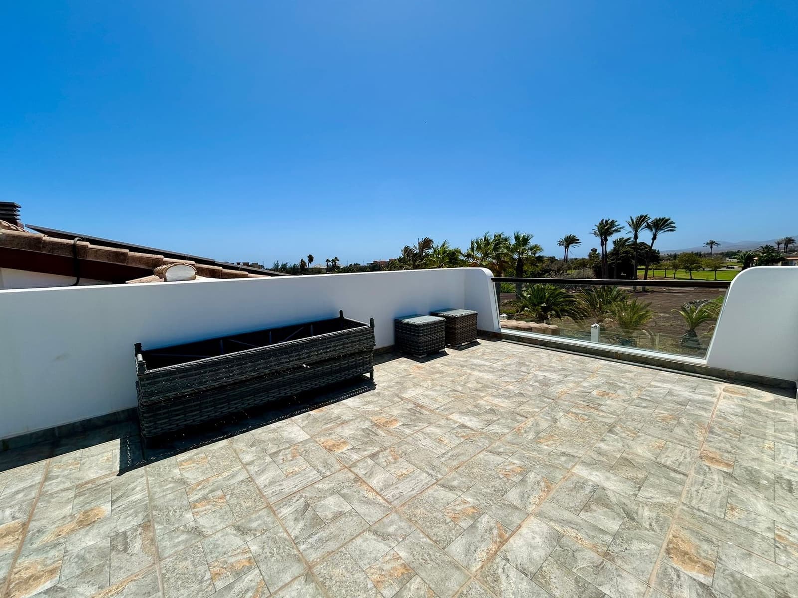 Chalet de 3 habitaciones en Caleta de Fuste en venta con piscina garaje - 590.000 € (Ref: 9703239)