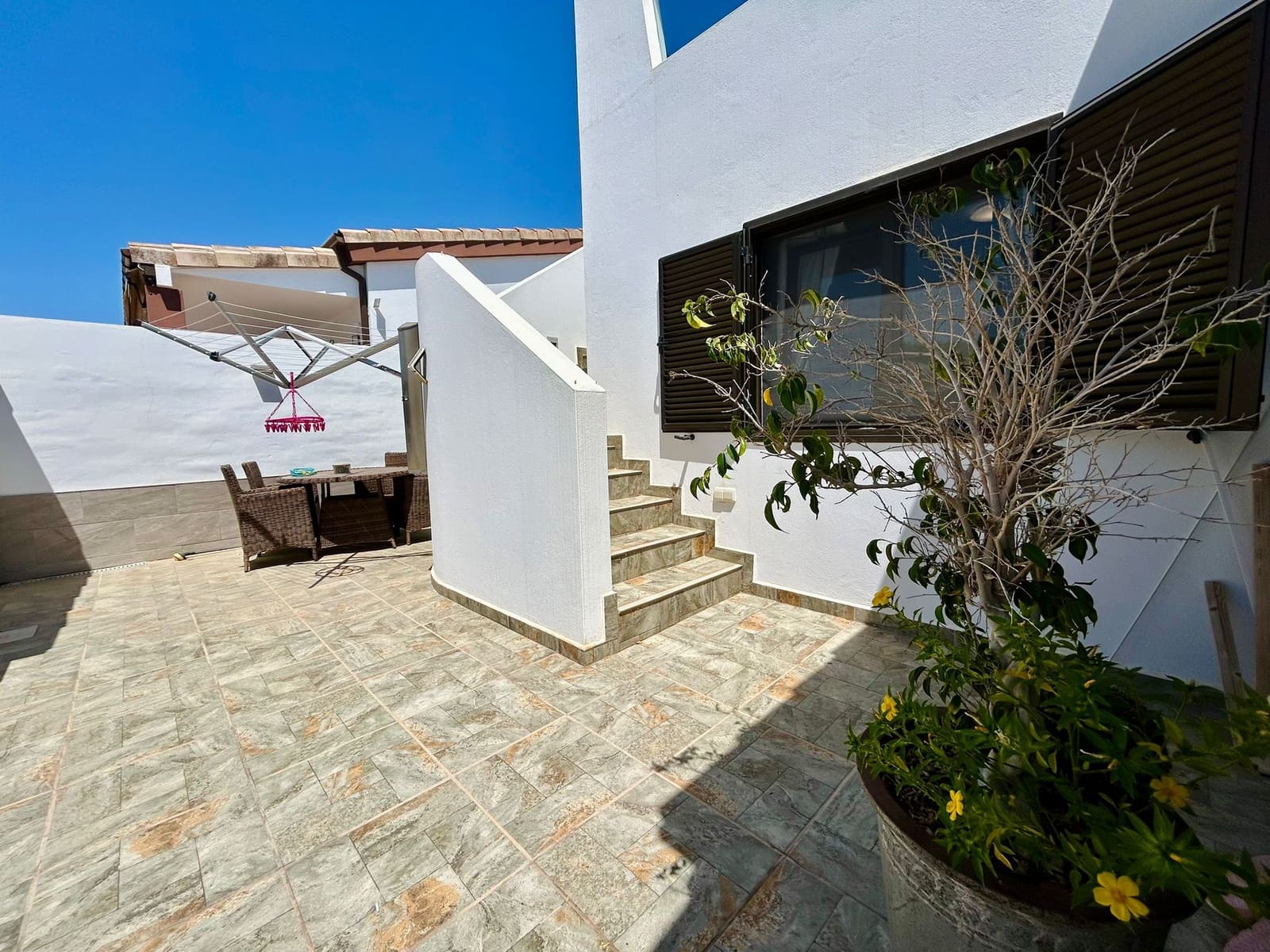 Chalet de 3 habitaciones en Caleta de Fuste en venta con piscina garaje - 590.000 € (Ref: 9703239)