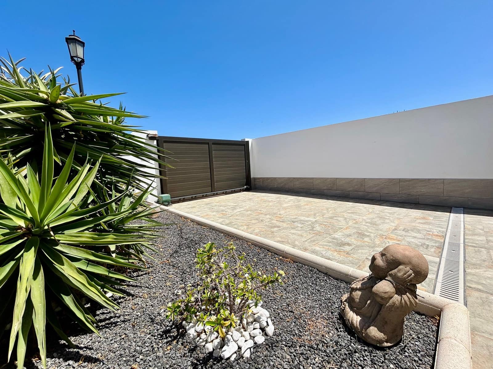 Chalet de 3 habitaciones en Caleta de Fuste en venta con piscina garaje - 590.000 € (Ref: 9703239)