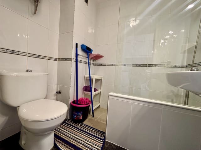 Apartamento de 1 habitación en Costa de Antigua, Antigua en venta con piscina - 130.000 € (Ref: 9703242)