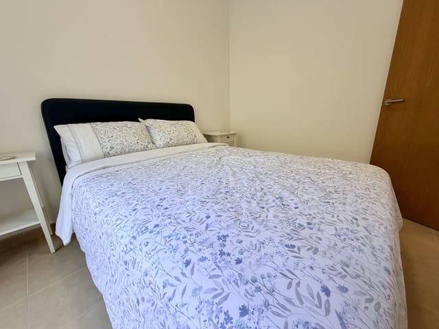 3 slaapkamer Huis te koop in Caleta de Fuste, Antigua met zwembad garage - € 240.000 (Ref: 9703309)