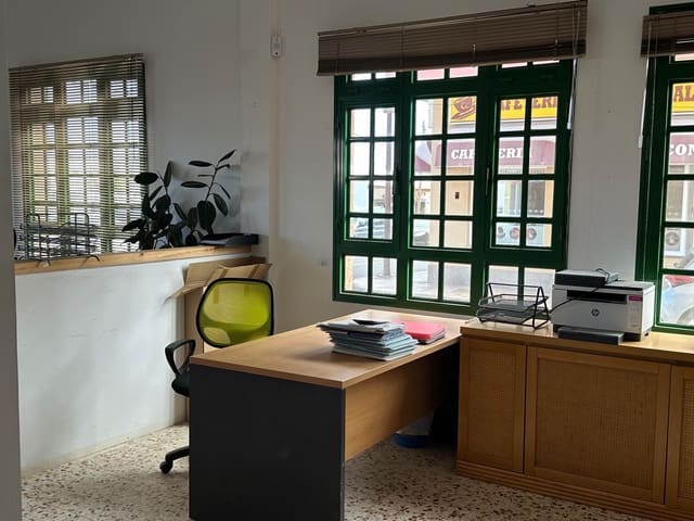 Virksomhed til salg i El Matorral, Puerto del Rosario - € 100.000 (Ref: 9703311)