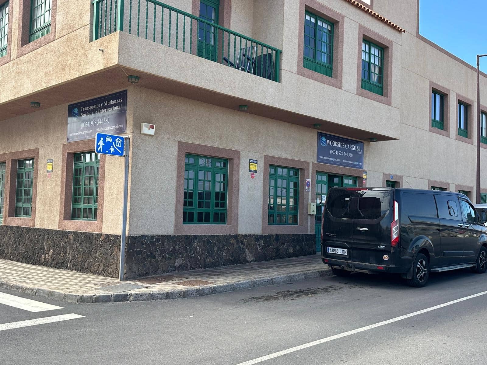 Business for sale in El Matorral - € 100,000 (Ref: 9703311)