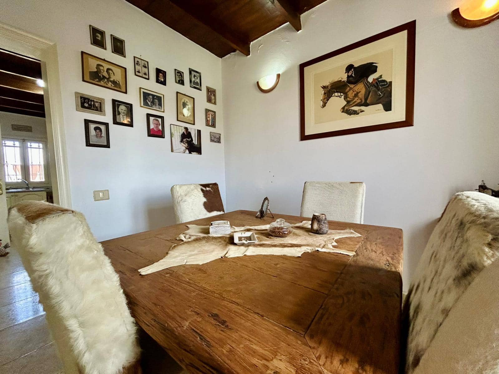 5 bedroom Villa for sale in Triquivijate with pool garage - € 499,000 (Ref: 9703313)