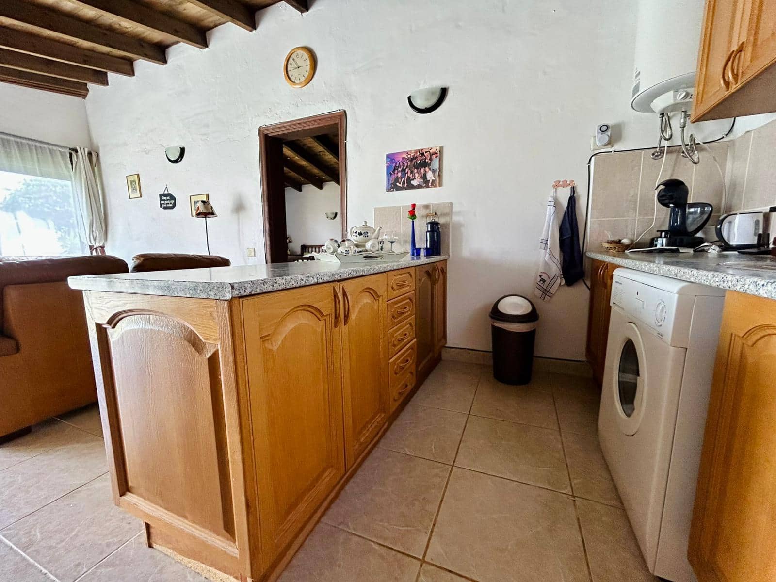 5 bedroom Villa for sale in Triquivijate with pool garage - € 499,000 (Ref: 9703313)