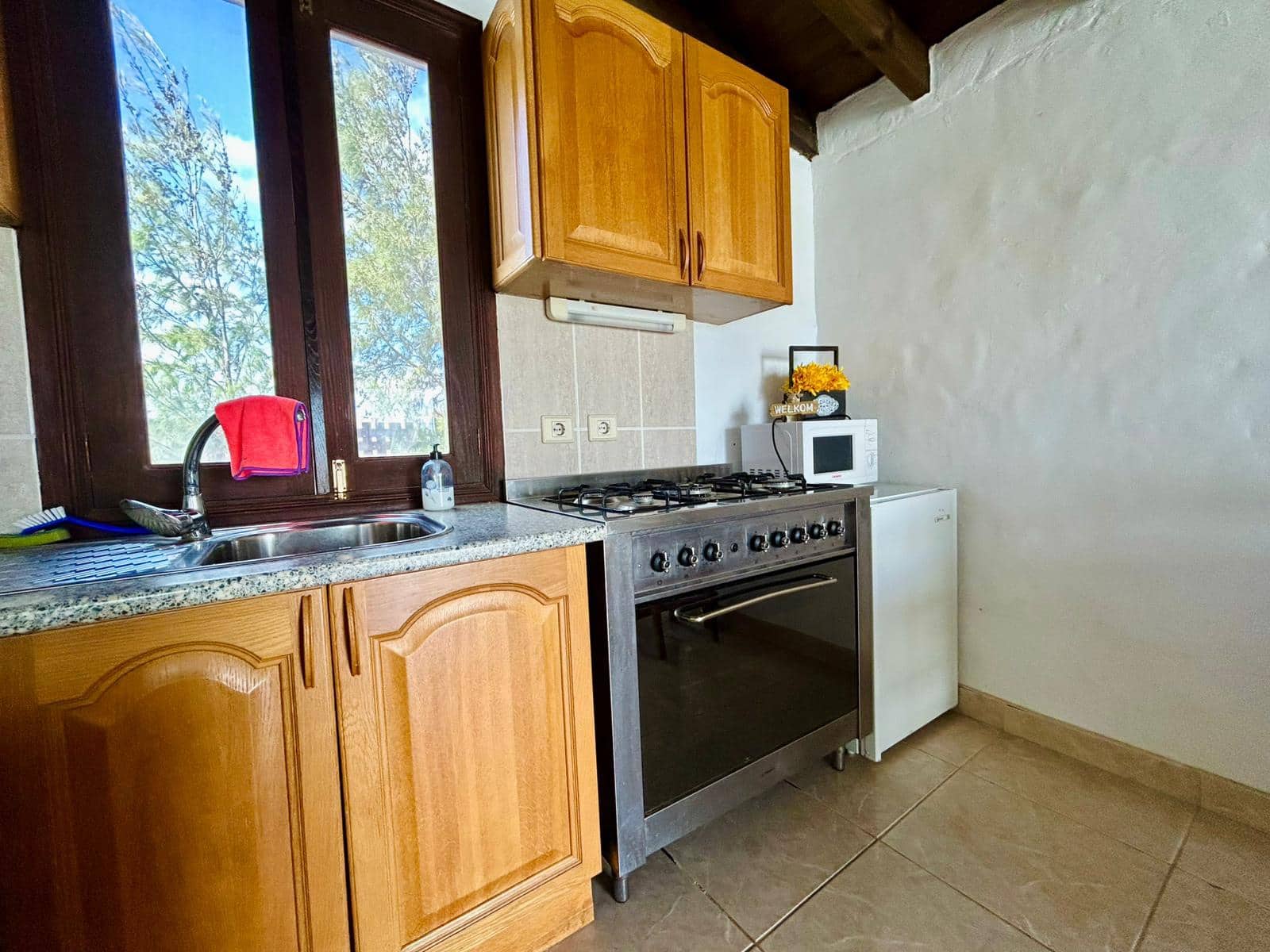 5 bedroom Villa for sale in Triquivijate with pool garage - € 499,000 (Ref: 9703313)