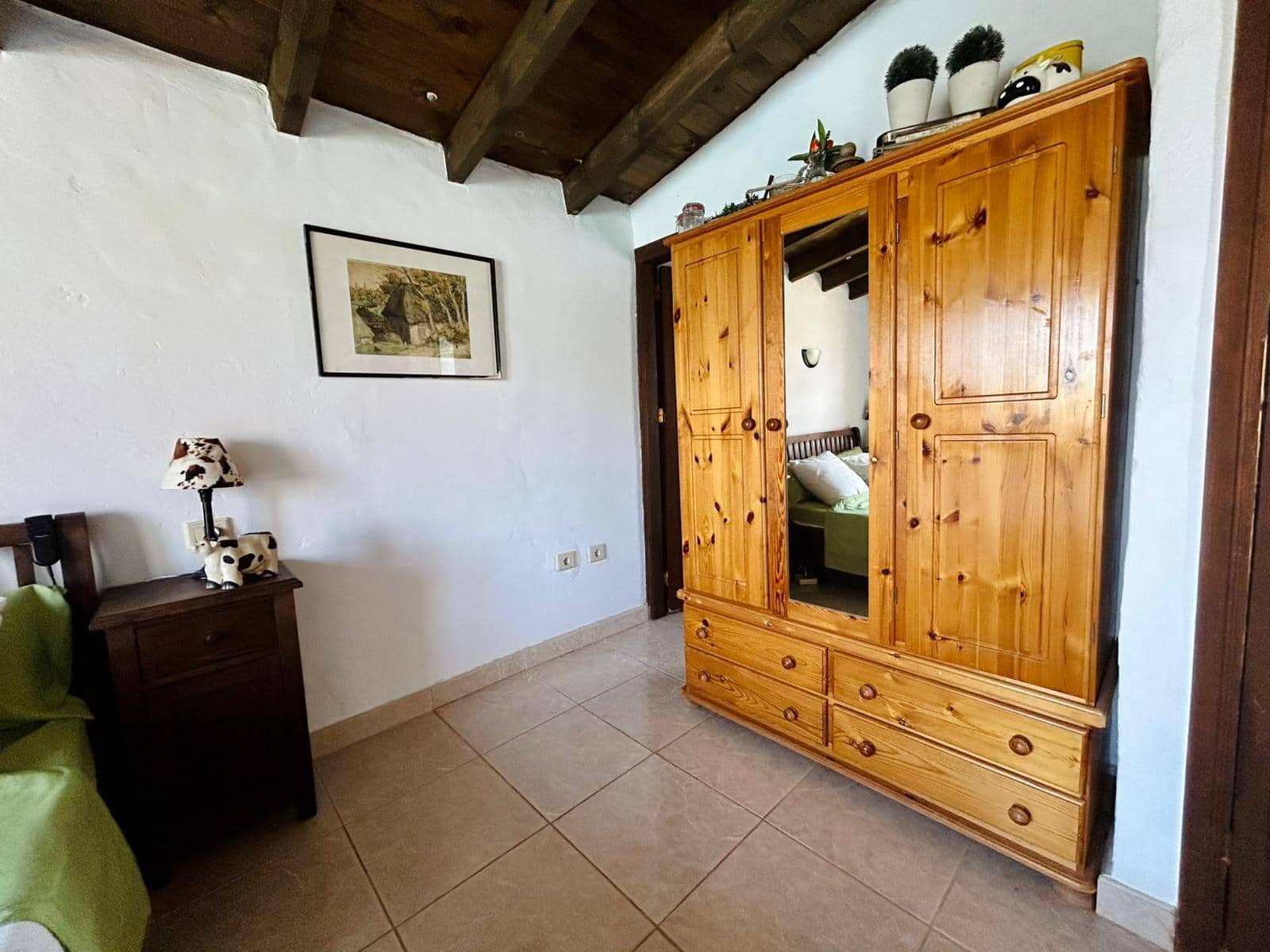 5 bedroom Villa for sale in Triquivijate with pool garage - € 499,000 (Ref: 9703313)