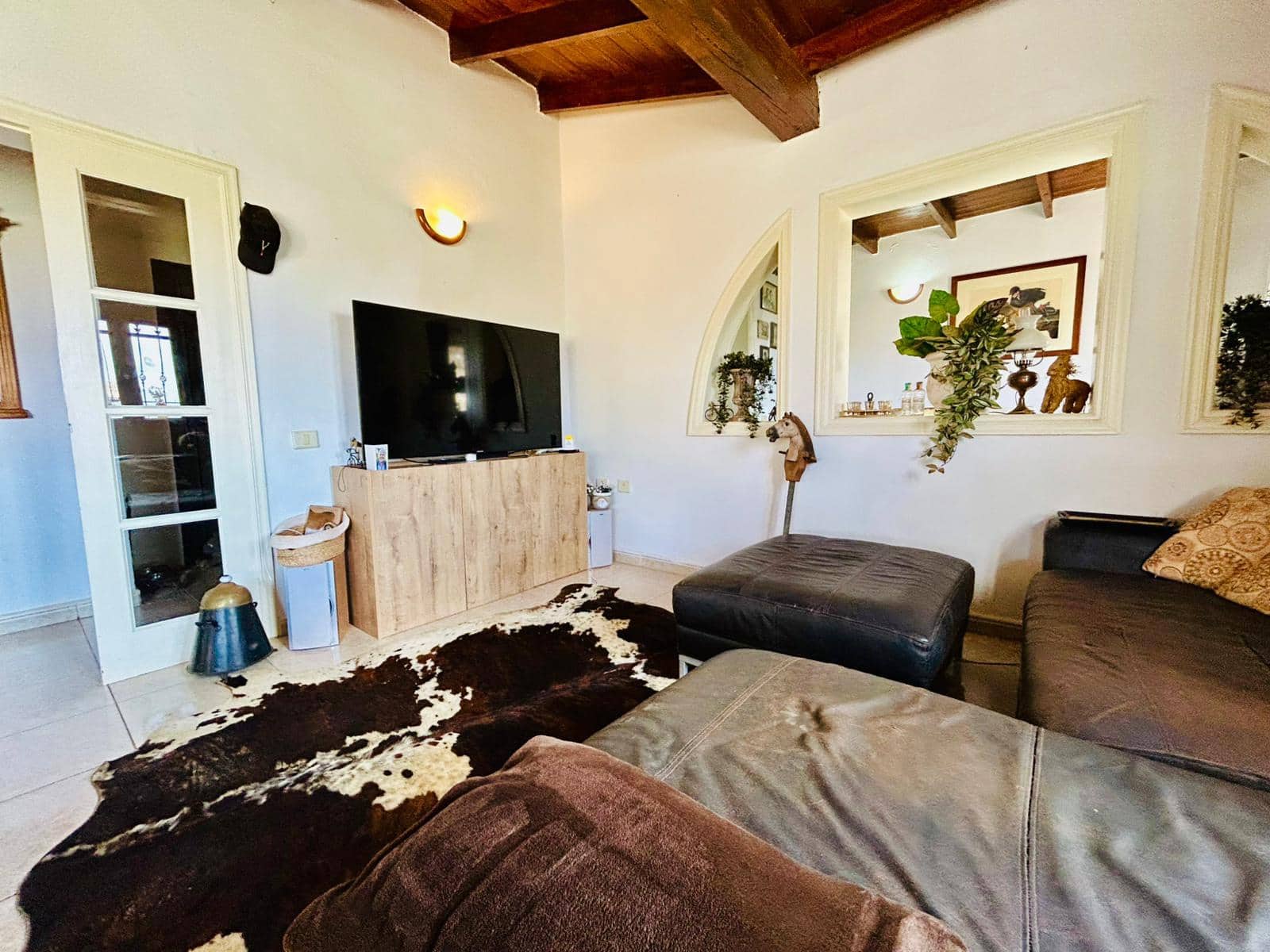 5 bedroom Villa for sale in Triquivijate with pool garage - € 499,000 (Ref: 9703313)