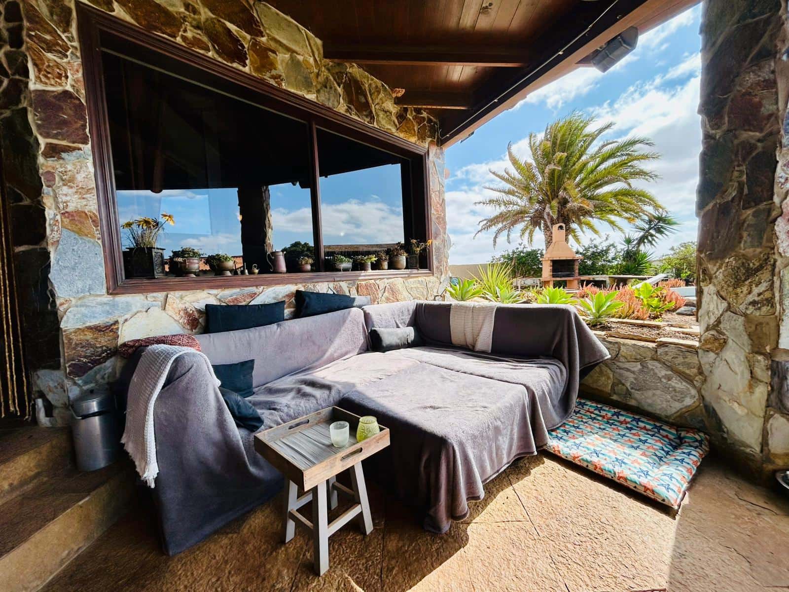 5 bedroom Villa for sale in Triquivijate with pool garage - € 499,000 (Ref: 9703313)