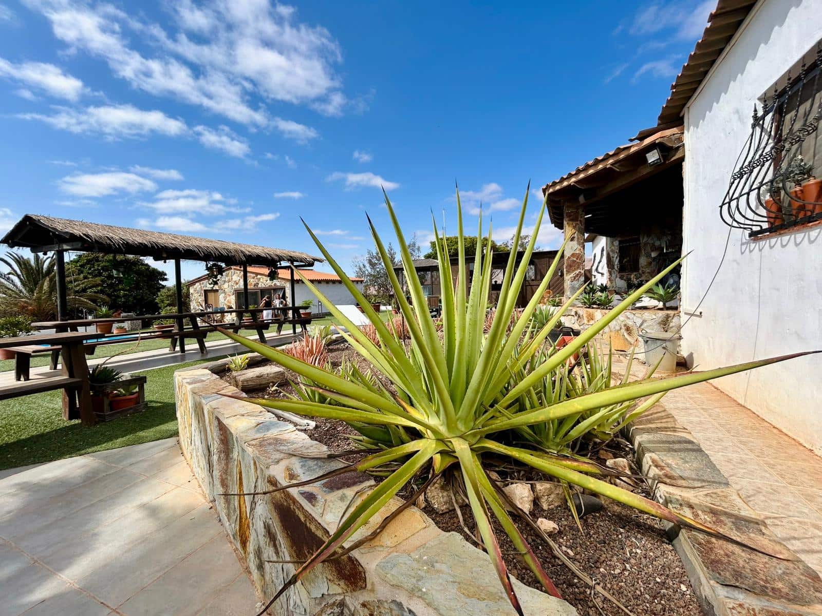 5 bedroom Villa for sale in Triquivijate with pool garage - € 499,000 (Ref: 9703313)